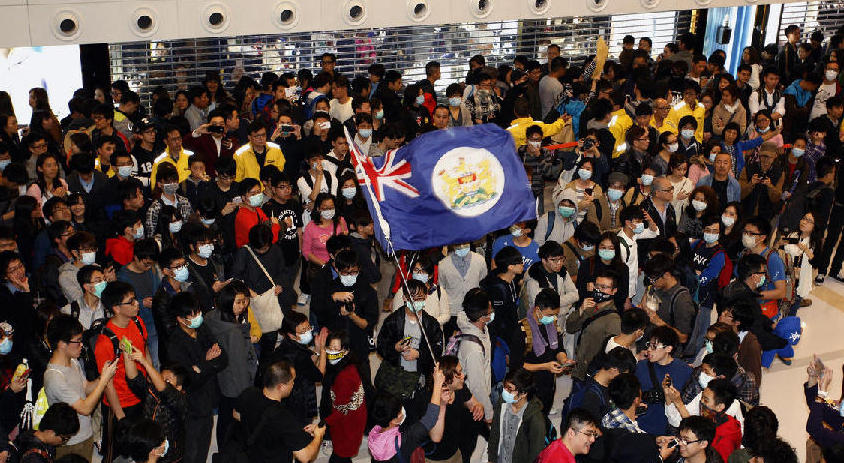 香港商场再次发生围堵内地旅客事件