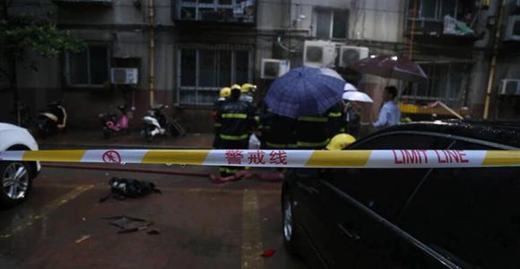 郑州一小区电表箱着火 已致9死5伤