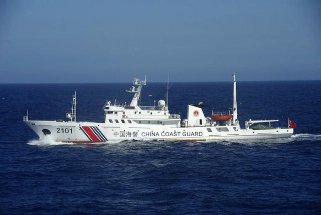 中国海警巡逻钓鱼岛遭阻挠 与日船发生接触 